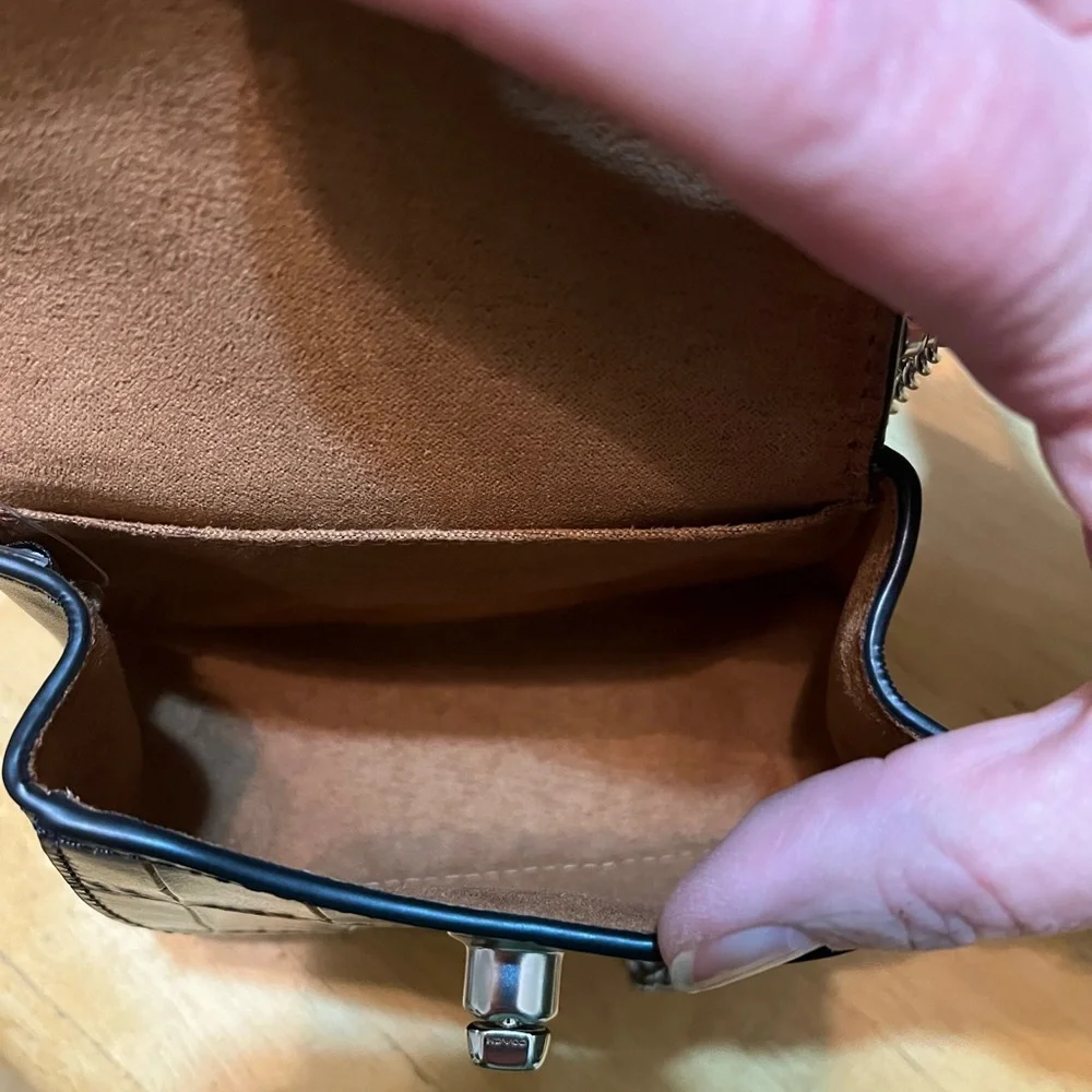 Coach Turnlock card case New with tags - Picture 6 of 9